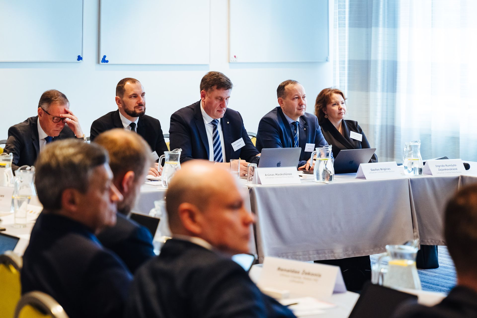 Norvegijos finansinių mechanizmų 2014–2021 m. programos lėšomis finansuojamo projekto Nr. LT06-4-VRM-TF-001 „Tarpžinybinio bendradarbiavimo stiprinimas ir nusikaltimų tyrimo kokybės gerinimas Lietuvos policijoje“ uždarymo konferencijos akimirkos (15)